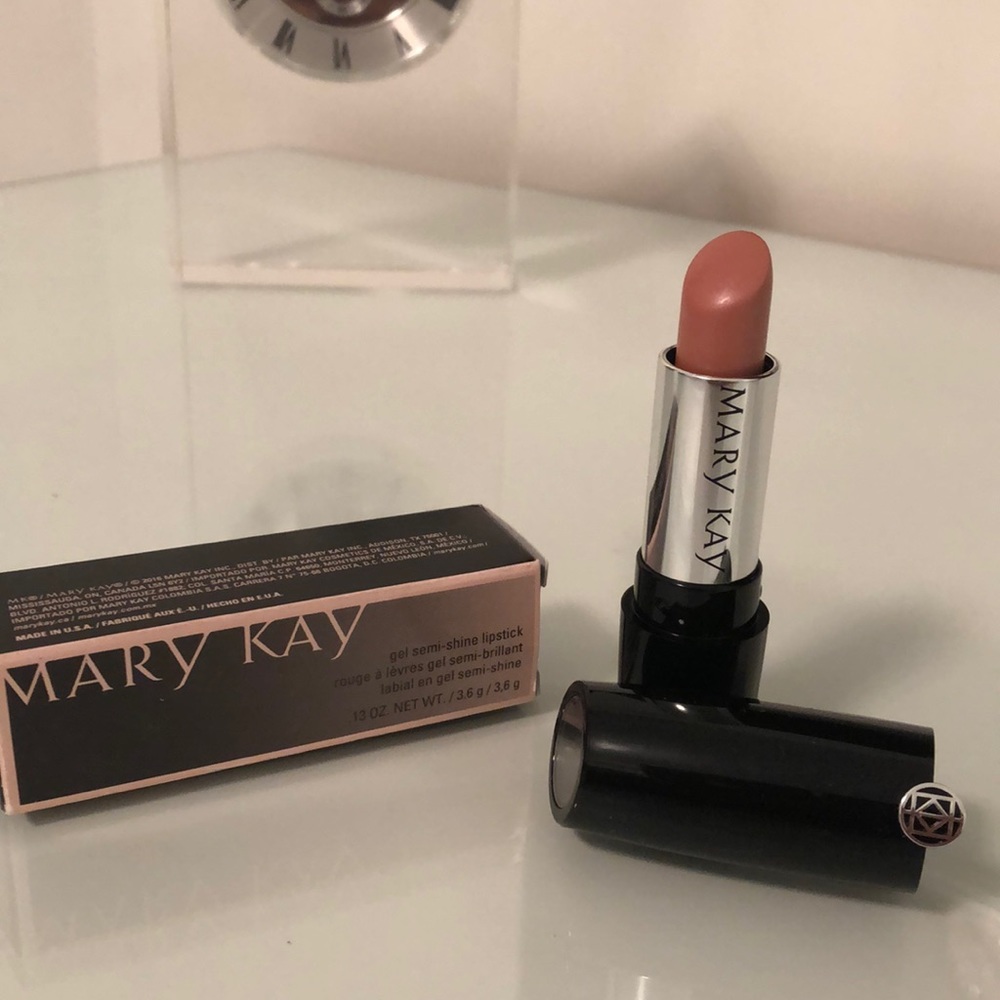 Mary Kay Gel Semi Shine Lipstick